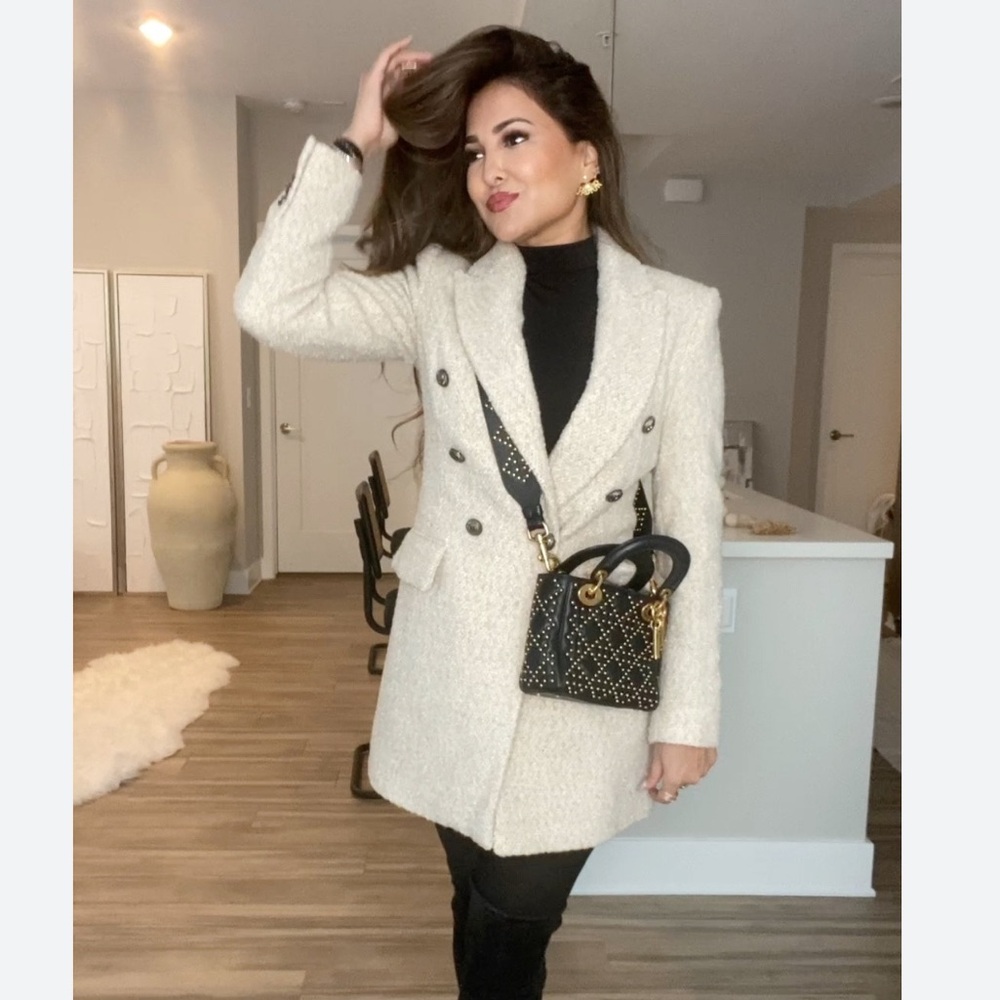 ZARA LONGLINE WOOL BLEND BOUCLÉ BLAZER
NWT M